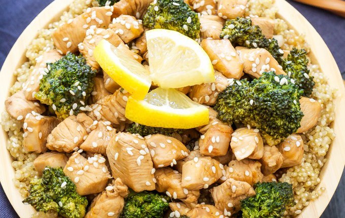 Lemon-Honey-Chicken-and-Broccoli-Stir-Fry1-680x450